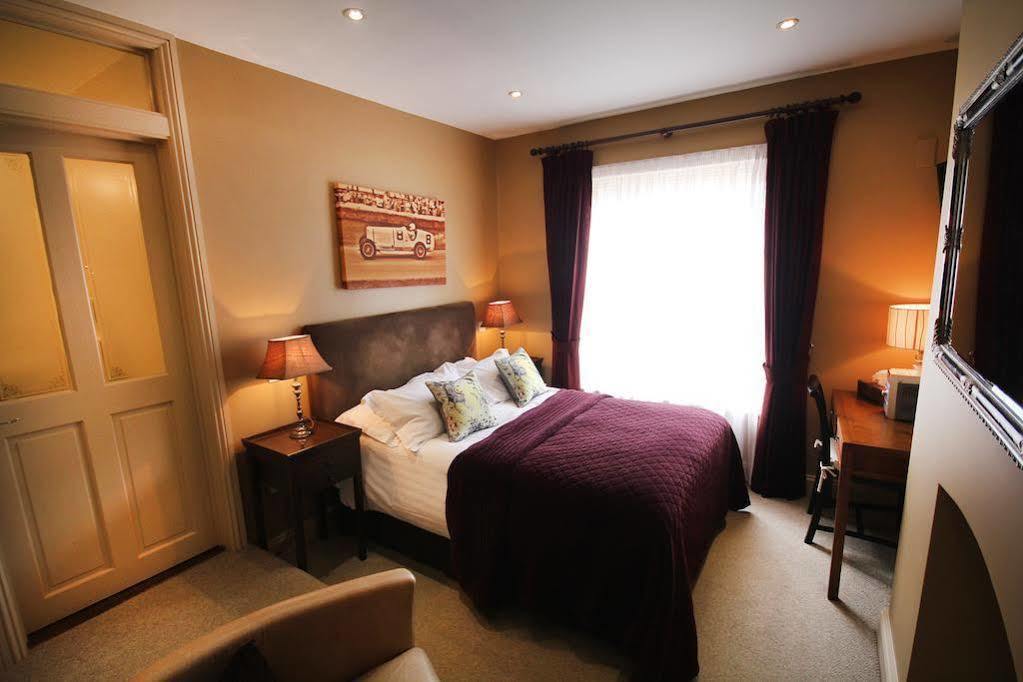 Trents By Greene King Inns Chichester Esterno foto